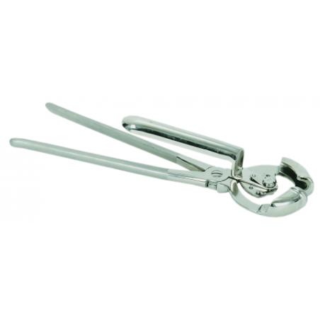 Pliers for nose rings for bulls