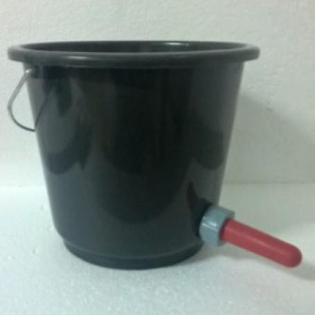 Cubo Gewa para alimentar corderos 1 teta baja