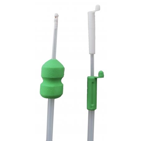 Green intrauterine sponge catheter with three side holes and cap